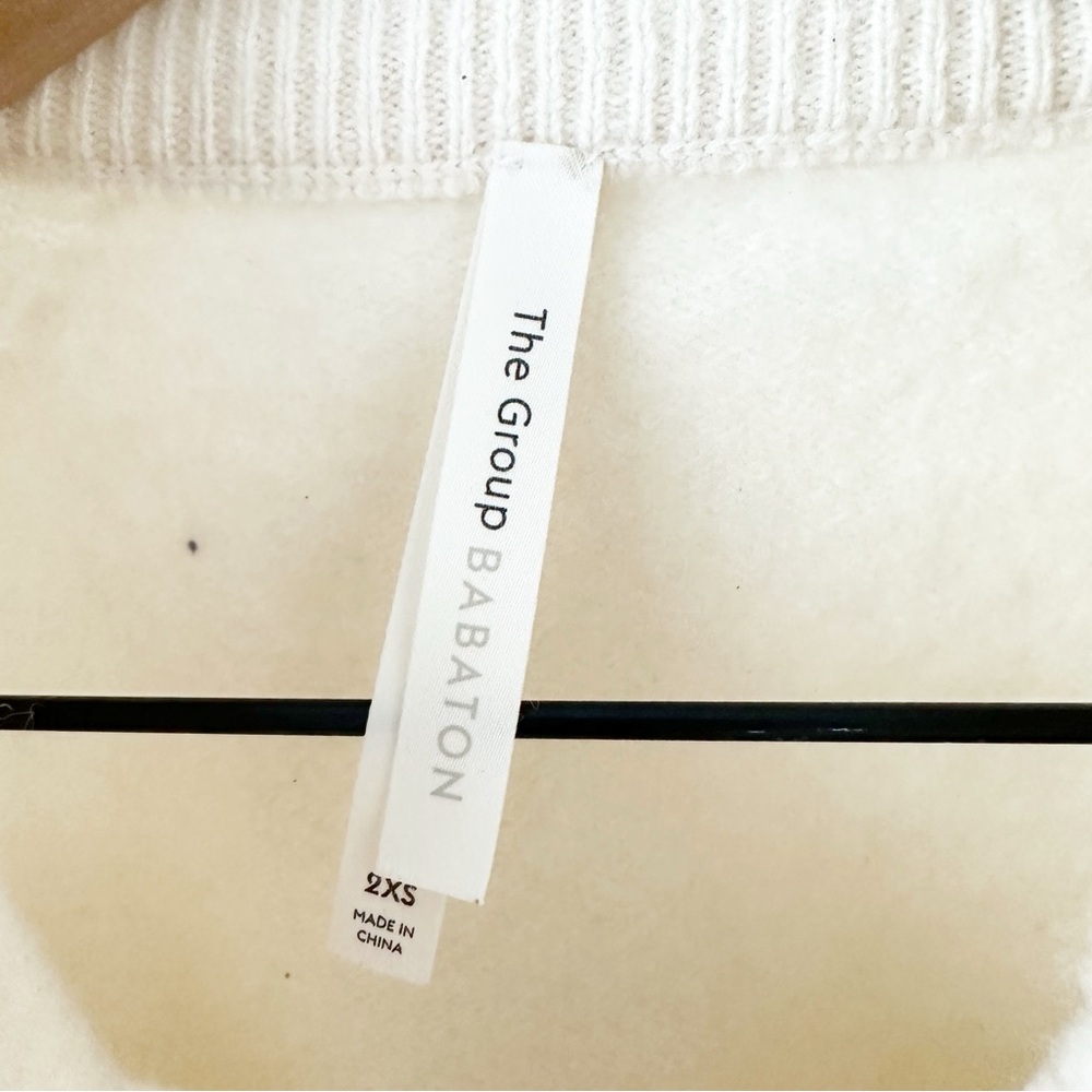 ARITZIA BABATON cream luxe cashmere crew sweater - Picture 4 of 5